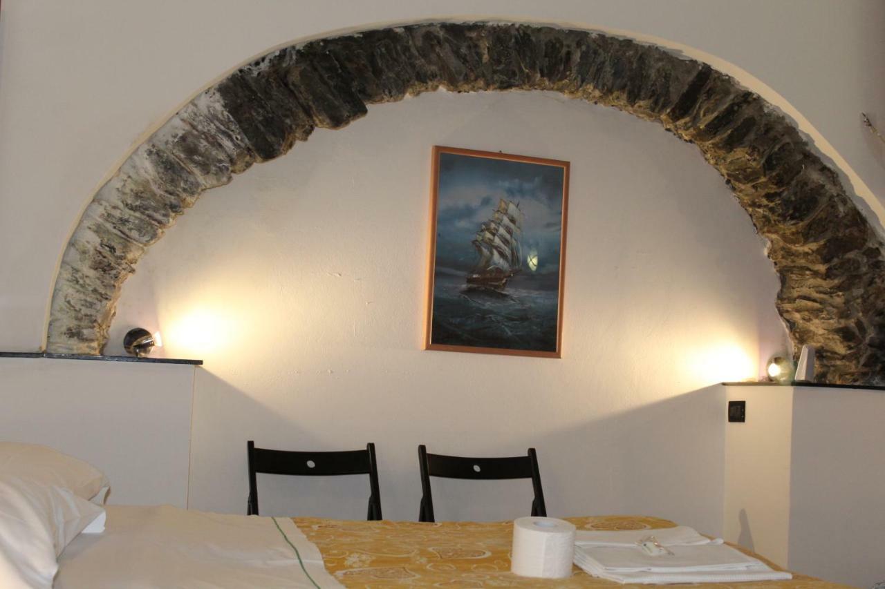 Enrica Barrani Inn *